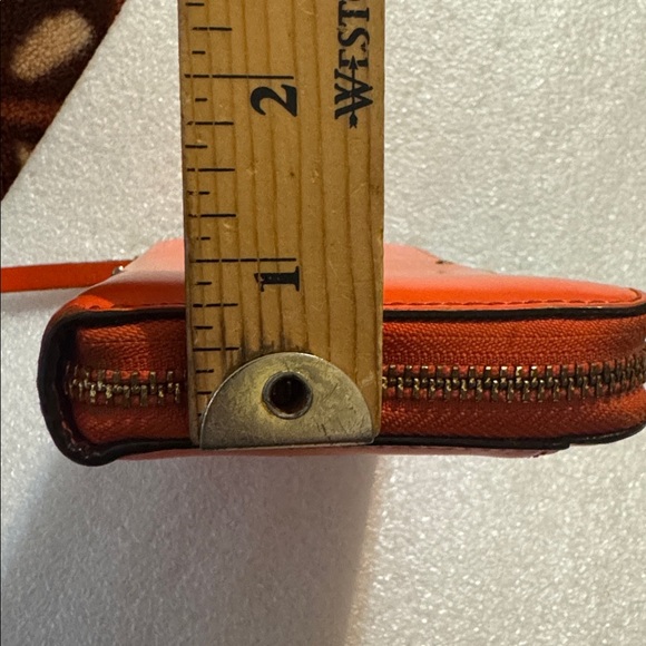 Kate Spade Orange Wallet - Picture 16 of 16